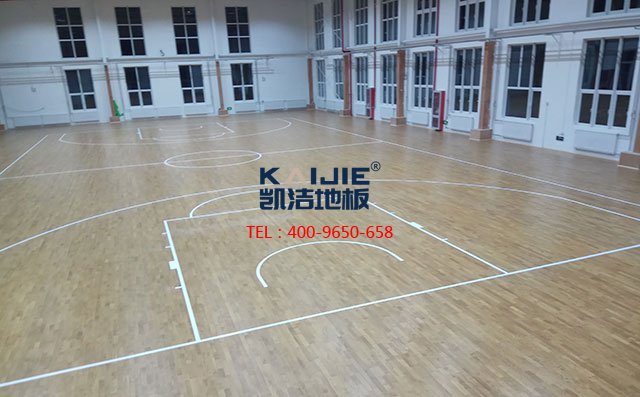 專業(yè)體育館木地板安裝，需要把這些事做好——?jiǎng)P潔地板