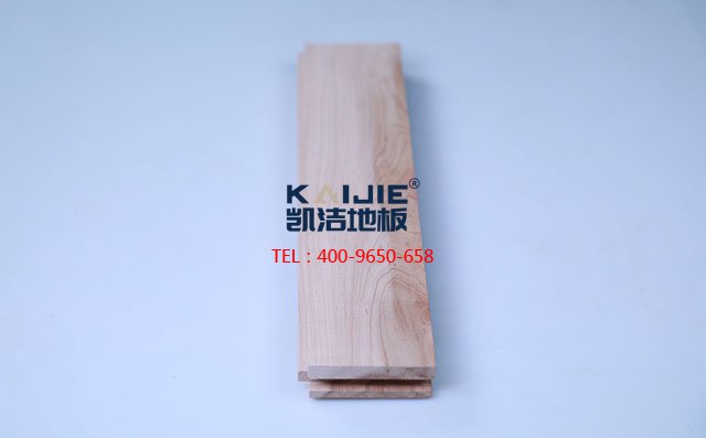 北美楓木三級素板運(yùn)動木地板——?jiǎng)P潔地板