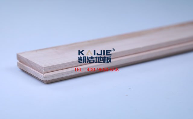 北美楓木三級素板運(yùn)動木地板——?jiǎng)P潔地板