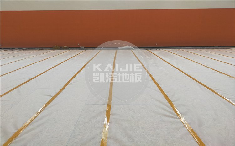 廣州天河區(qū)長大公路培訓(xùn)學(xué)?；@球館木地板案例-凱潔體育地板