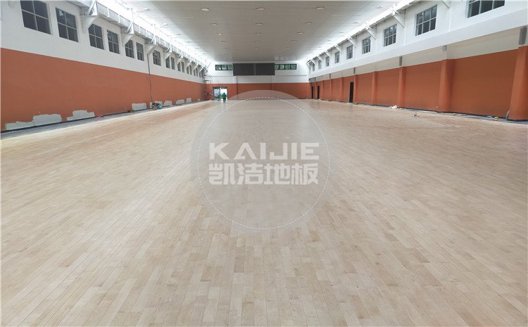 廣州天河區(qū)長大公路培訓(xùn)學(xué)?；@球館木地板案例-凱潔體育地板
