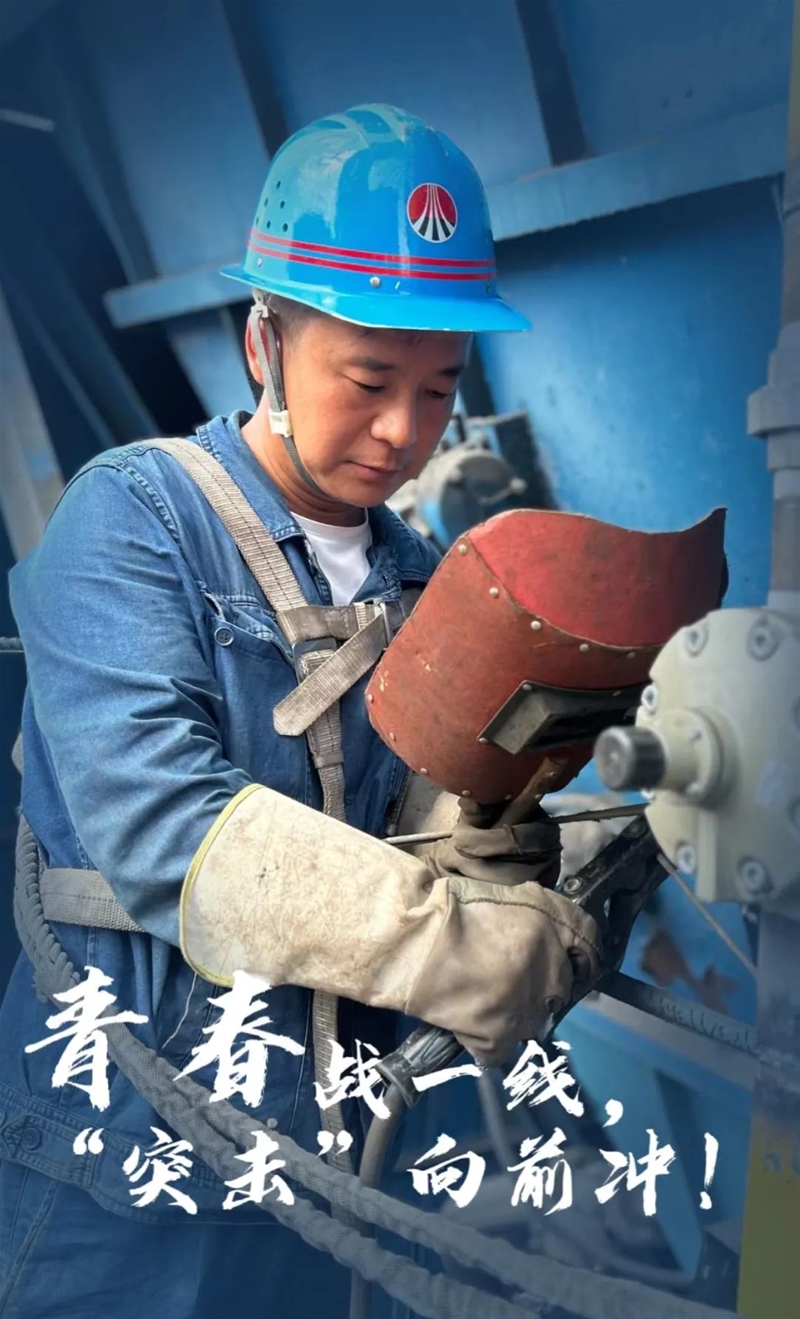 新鄉(xiāng)籃球館木地板廠家哪家翻新技術(shù)好——體育地板廠家