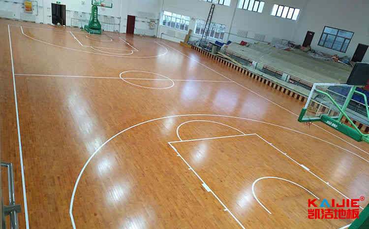 體育場地板公司