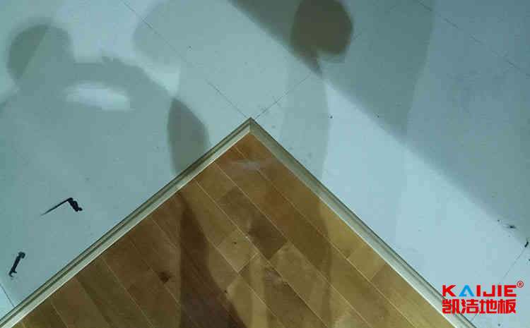 訓(xùn)練館籃球館木地板多少錢(qián)